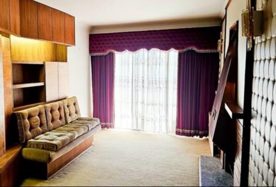 5 Bedroom Property for Sale in Dan Pienaar Free State